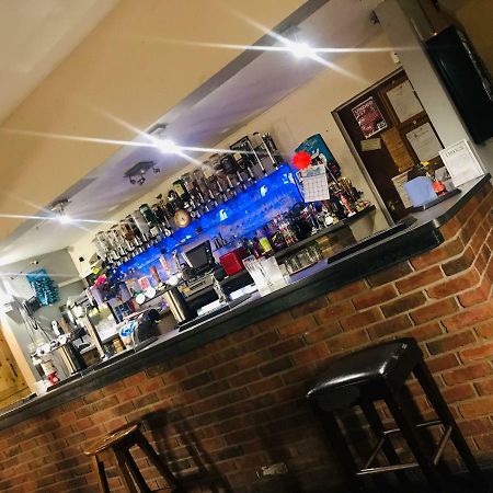 Green Bridge Inn Pendine Εξωτερικό φωτογραφία